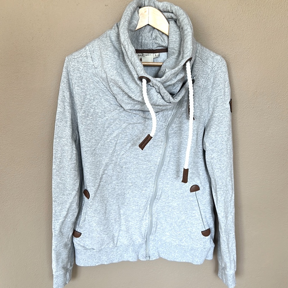 Wanakome Hestia Cowl Neck Sweatshirt